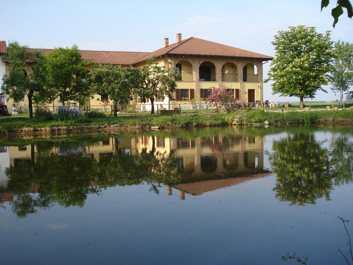 Agriturismo La Cinciallegra Riva presso Chieri Buitenkant foto